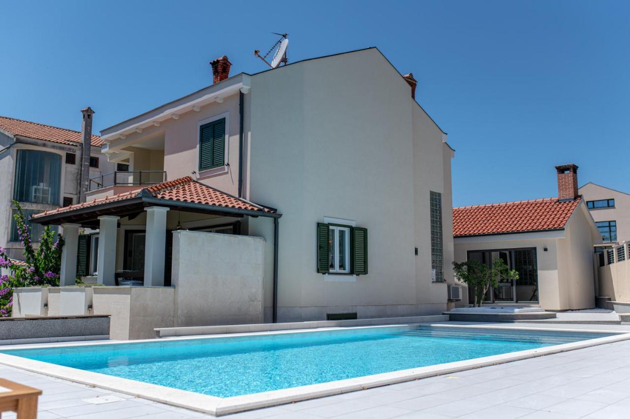 Villa Ella *